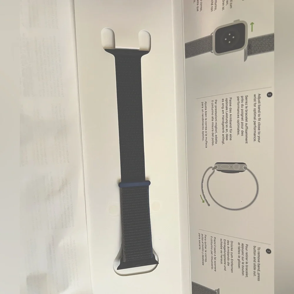 Brand New/Never Worn Apple Watch Strap for Apple Watch SE & Apple Watch Series 6
